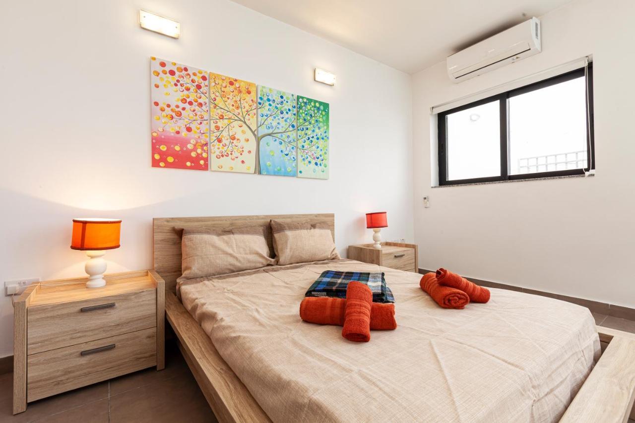 Perfect Seaview Penthouse Apartamento St. Paul's Bay Exterior foto